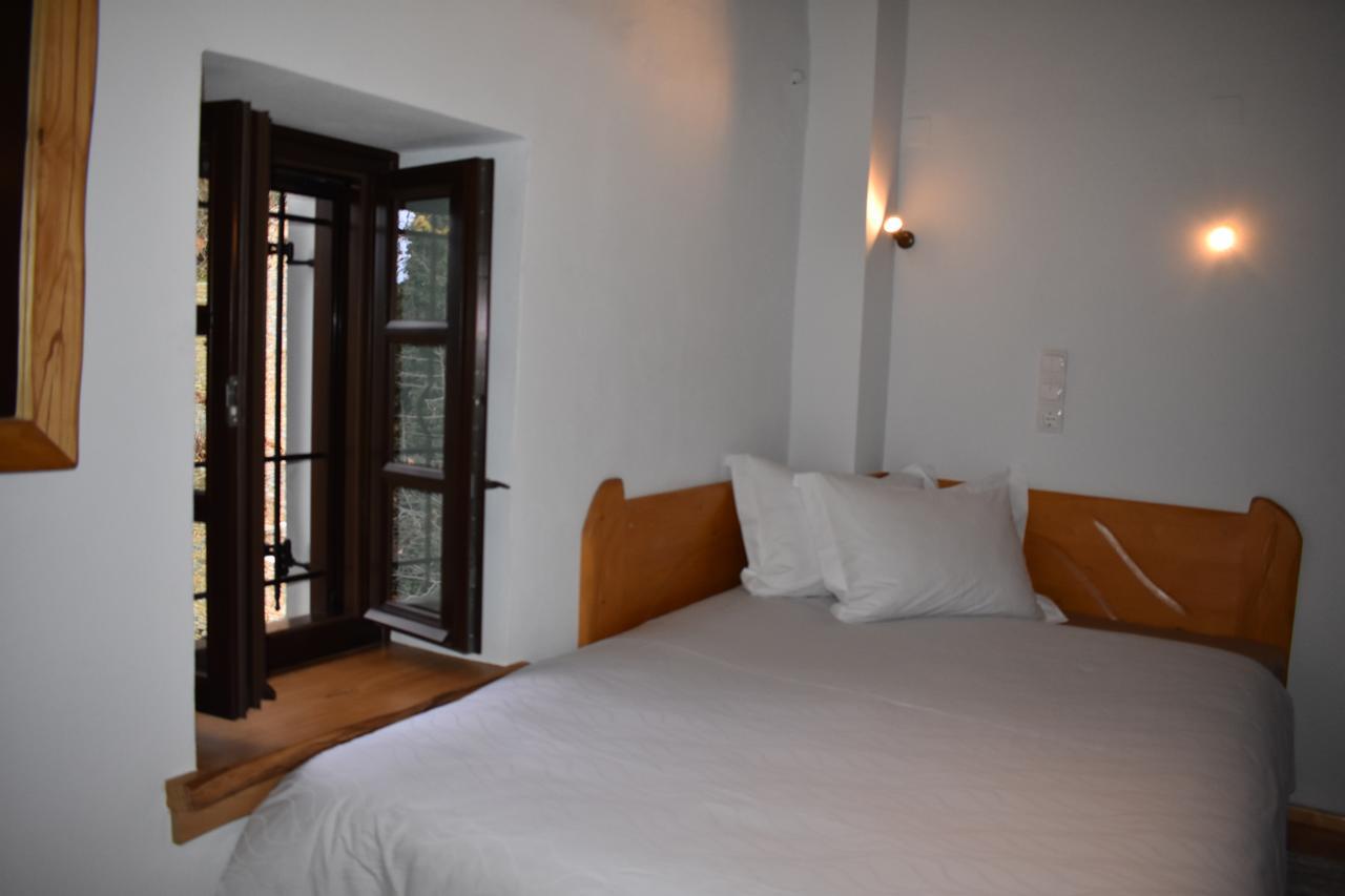 Sabouko Guest House Vizítsa Habitación foto